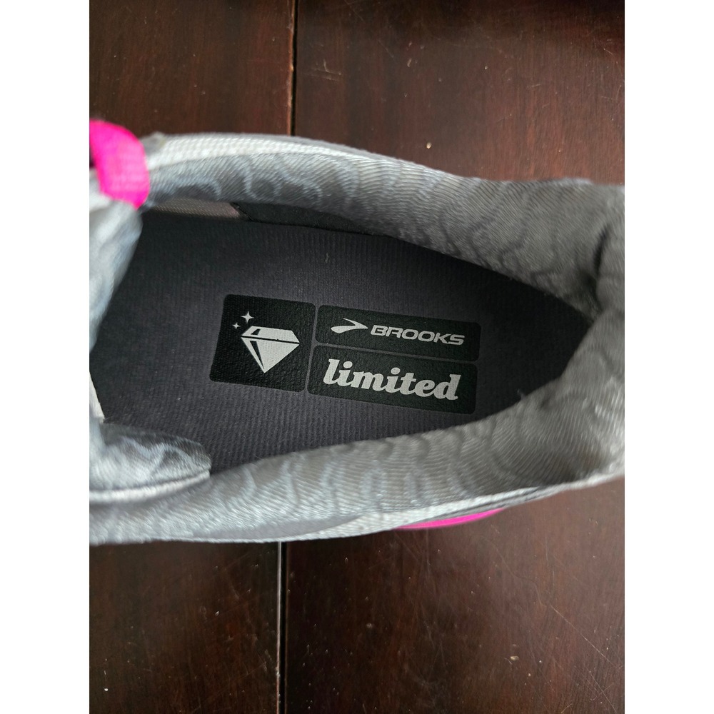 Brooks PureCadence Womens 9.5 Grey Pink Running Shoe 1201341B848 Limited Edition - Picture 4 of 10
